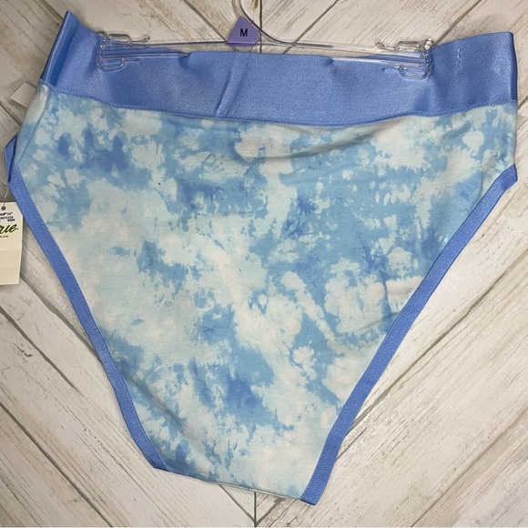 Aerie blue and white tie dye high waist panties - Picture 5 of 5